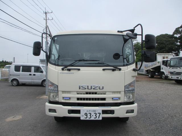 2011 Isuzu Forward – thumbnail 2