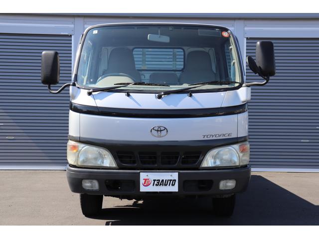 2004 Toyota ToyoAce – thumbnail 2