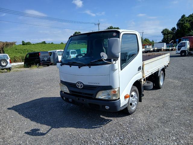 2011 Toyota ToyoAce – thumbnail 2