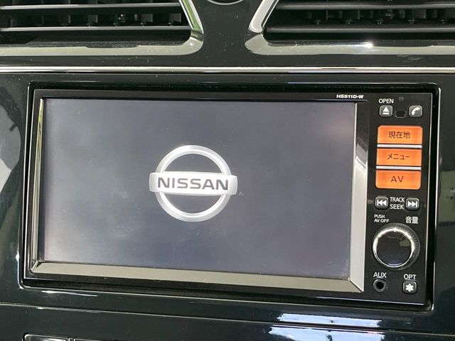 2011 Nissan Serena – thumbnail 4