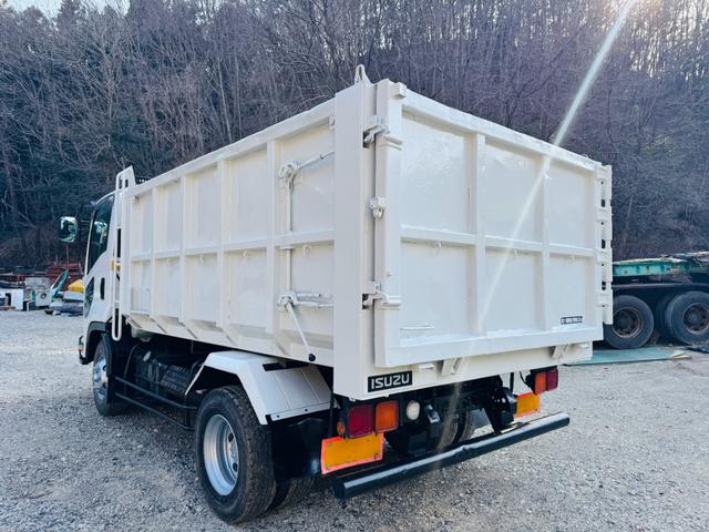 2007 Isuzu Forward – thumbnail 2