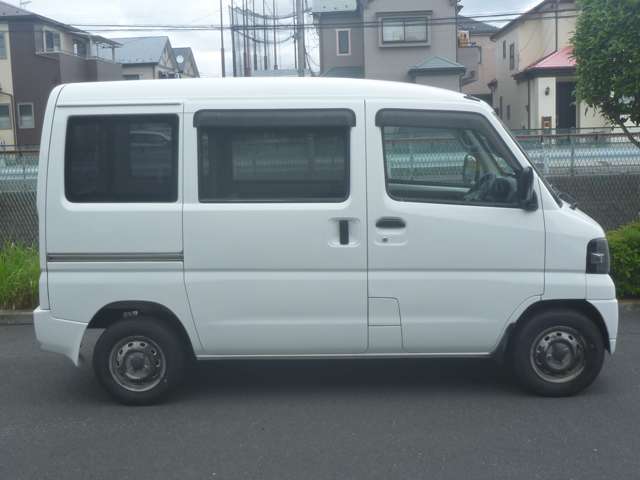 2011 Mitsubishi Minicab Van – thumbnail 4