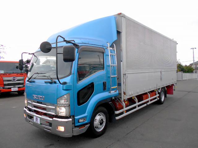 2011 Isuzu Forward – thumbnail 2