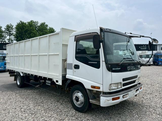 2004 Isuzu Forward – thumbnail 4