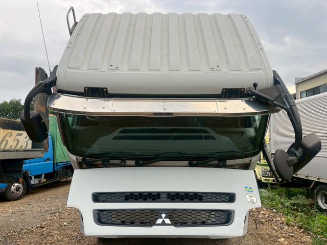 2010 Mitsubishi Fuso Super Great – thumbnail 4
