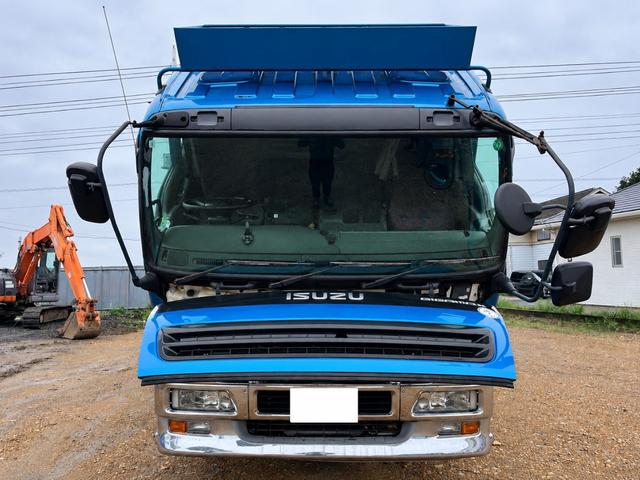 2006 Isuzu Giga – thumbnail 3