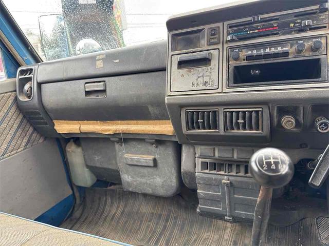 1988 Mazda Titan – thumbnail 4
