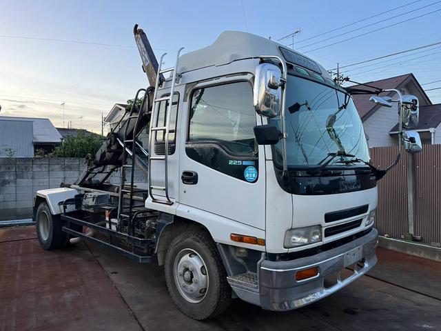 2000 Isuzu Forward – thumbnail 2