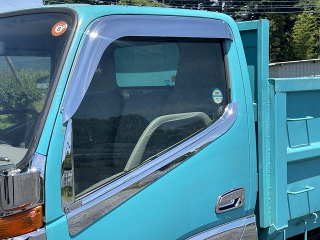 2001 Toyota Dyna – thumbnail 3