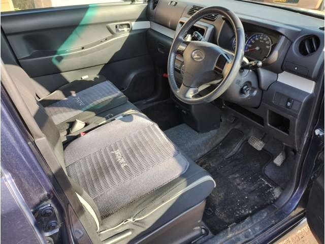2011 Daihatsu Move Conte – thumbnail 3
