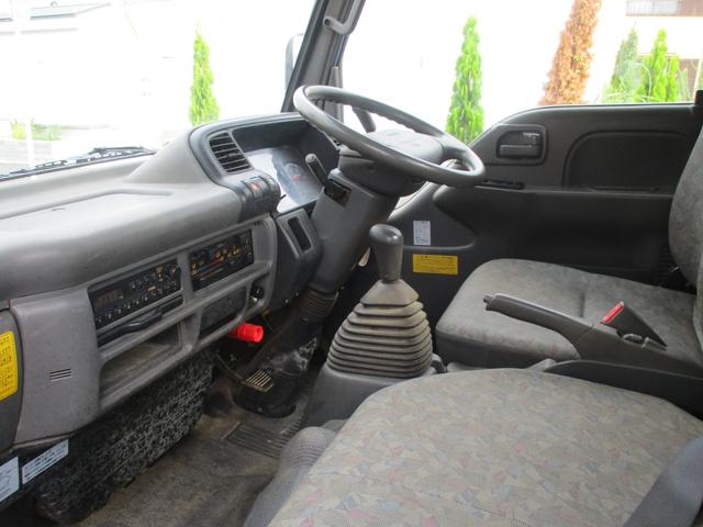 2004 Nissan Atlas – thumbnail 3