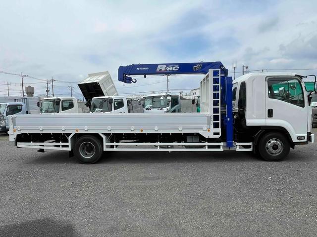 2008 Isuzu Forward – thumbnail 3