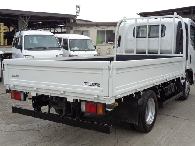 2011 Mazda Titan – thumbnail 3