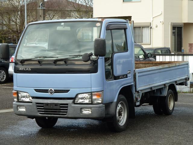 2003 Nissan Atlas