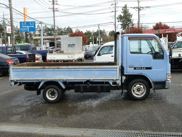 2003 Nissan Atlas – thumbnail 4