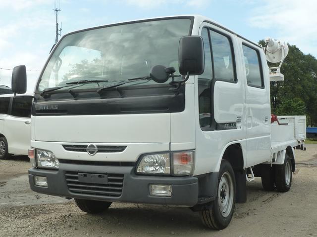2003 Nissan Atlas
