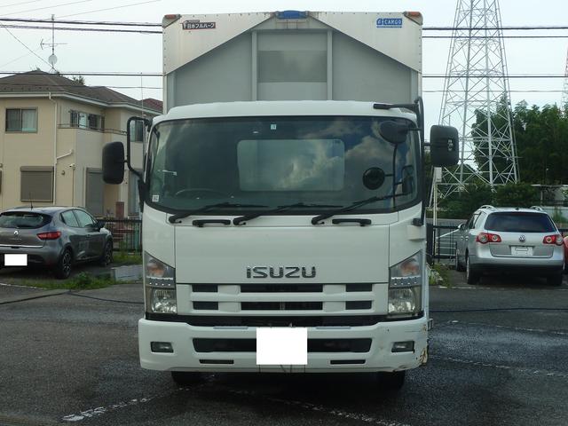 2010 Isuzu Forward – thumbnail 2