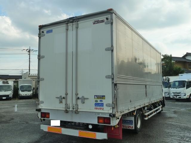 2010 Isuzu Forward – thumbnail 4