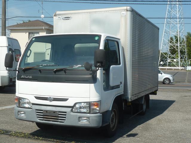 2002 Nissan Atlas