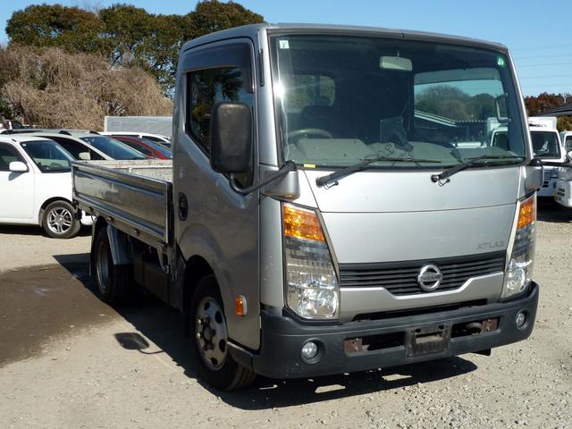 2011 Nissan Atlas – thumbnail 2