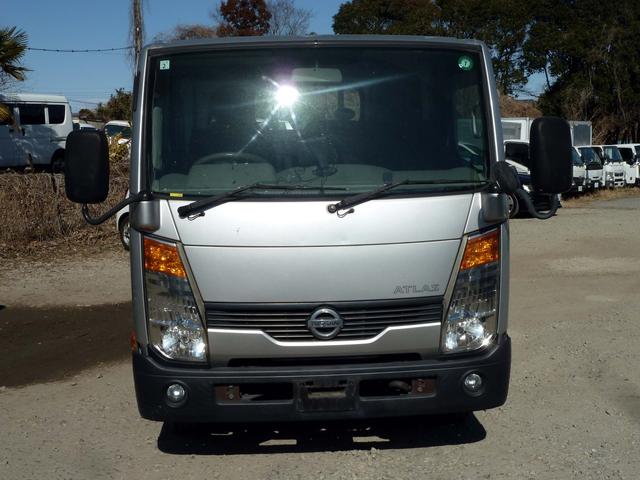 2011 Nissan Atlas – thumbnail 3