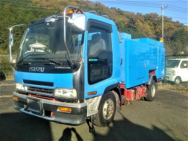 2002 Isuzu Forward – thumbnail 2