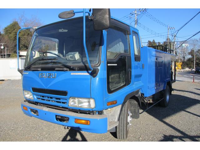 2004 Isuzu Forward – thumbnail 2