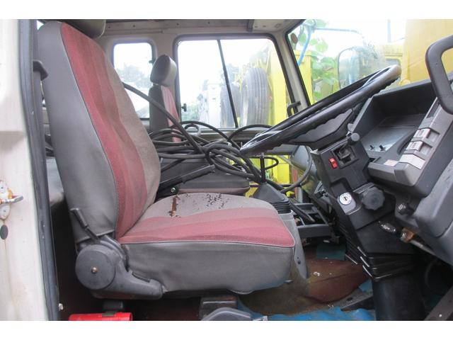 1985 Isuzu Forward – thumbnail 2