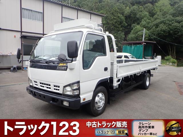2004 Mazda Titan