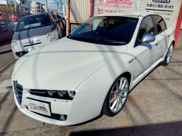 2010 Alfa Romeo 159 – thumbnail 4