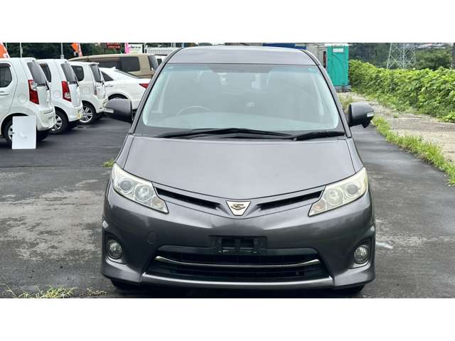 2011 Toyota Estima – thumbnail 2