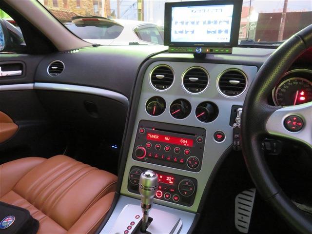 2009 Alfa Romeo 159 – thumbnail 2