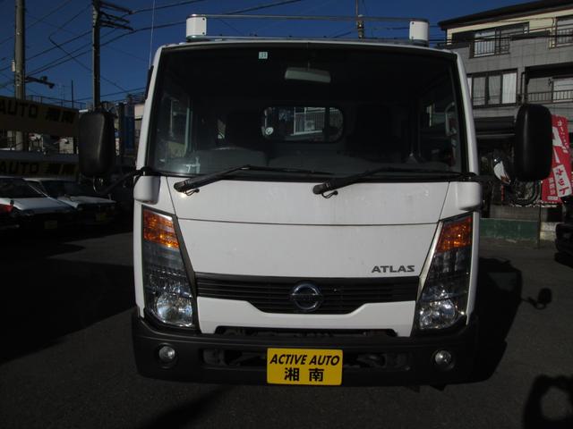 2011 Nissan Atlas – thumbnail 2