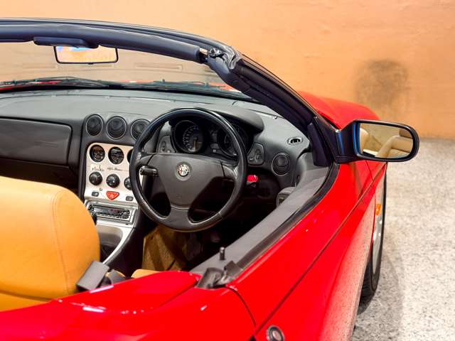 2001 Alfa Romeo Spider – thumbnail 4