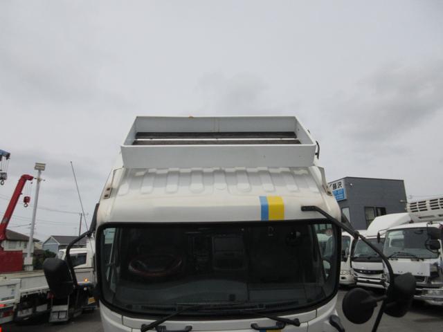 2010 Isuzu Forward – thumbnail 2