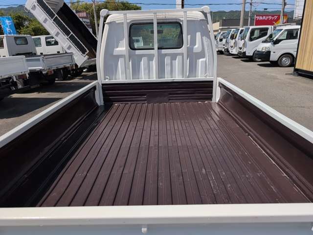 2009 Mazda Bongo Truck – thumbnail 4