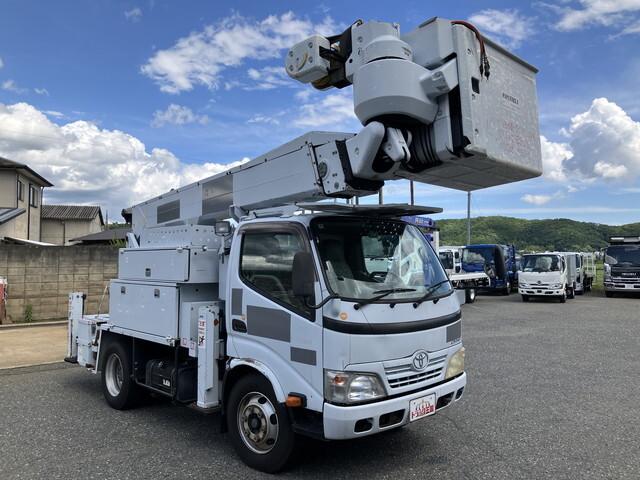 2011 Toyota Dyna – thumbnail 3