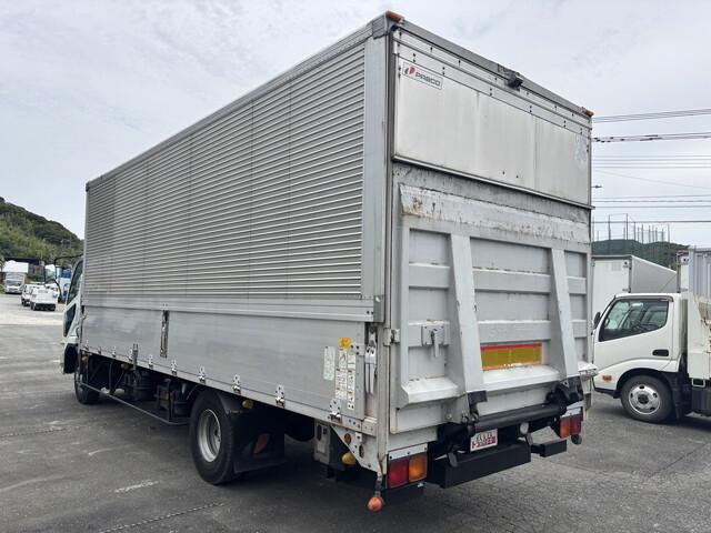 2010 Mitsubishi Fuso Fighter – thumbnail 4