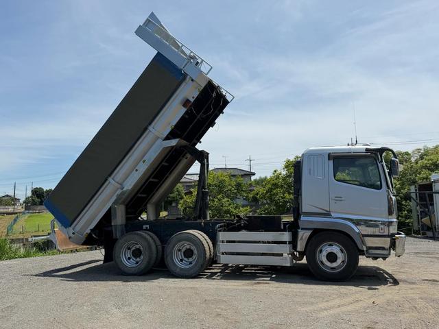 2006 Mitsubishi Fuso Super Great – thumbnail 3