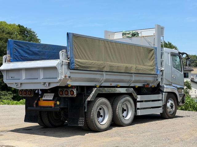 2006 Mitsubishi Fuso Super Great – thumbnail 4