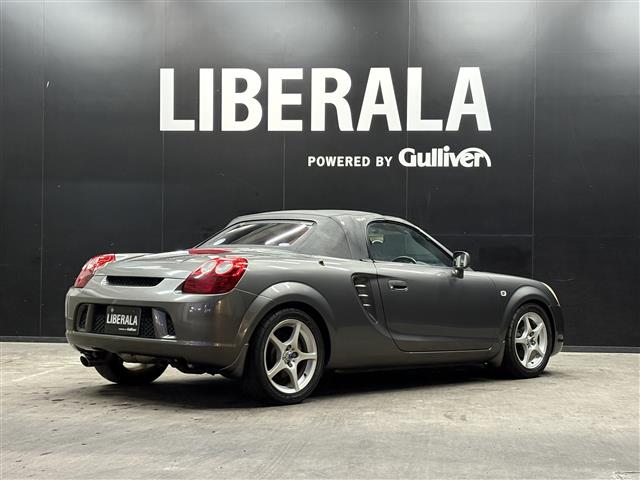 2004 Toyota MR-S – thumbnail 3