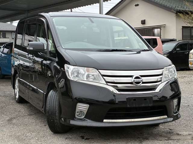 2011 Nissan Serena – thumbnail 3