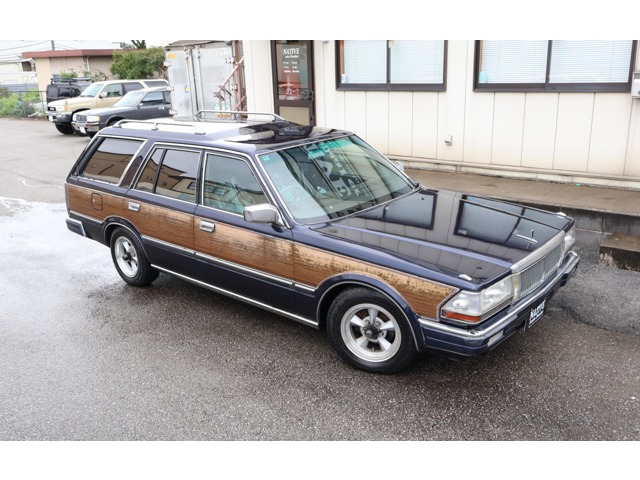 1996 Nissan Cedric Wagon – thumbnail 2