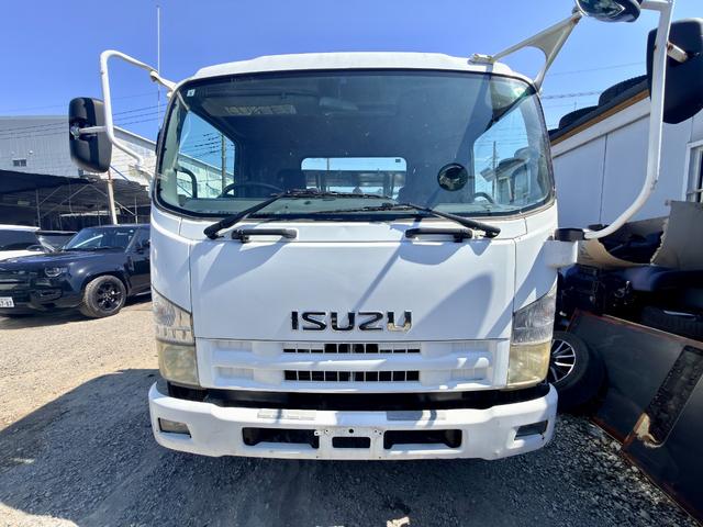 2009 Isuzu Forward – thumbnail 2