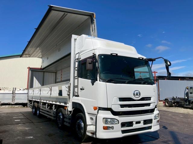 2010 UD Trucks Quon – thumbnail 3