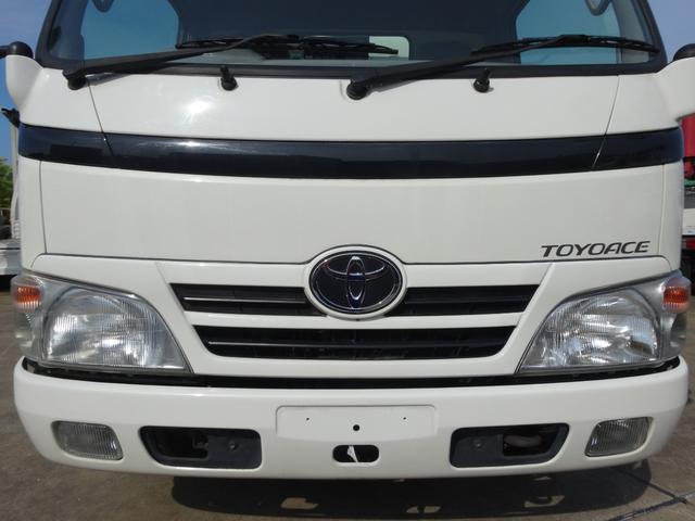 2009 Toyota ToyoAce – thumbnail 4