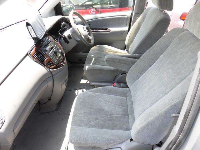 2001 Mazda MPV – thumbnail 3