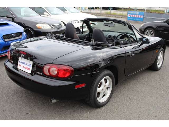 2002 Mazda Roadster – thumbnail 3