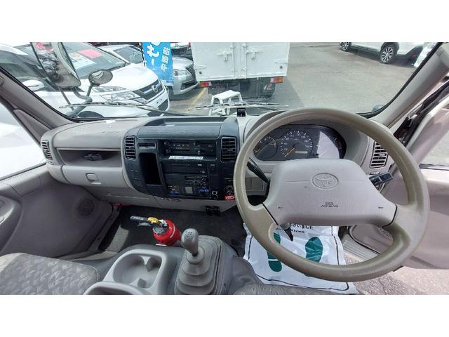 2010 Toyota Dyna – thumbnail 2