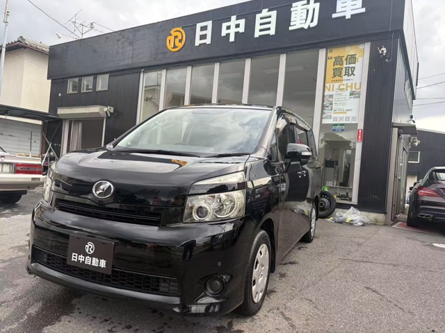 2009 Toyota Voxy